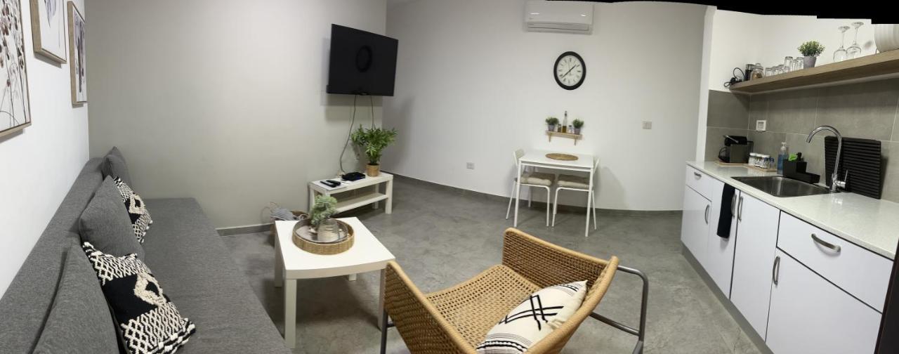 Boutique Apartment *