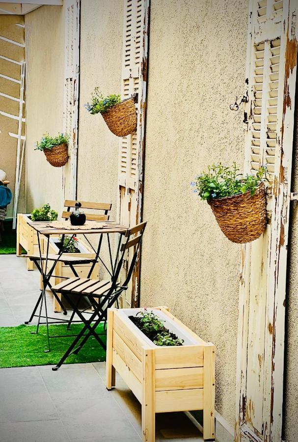 Boutique Apartment *